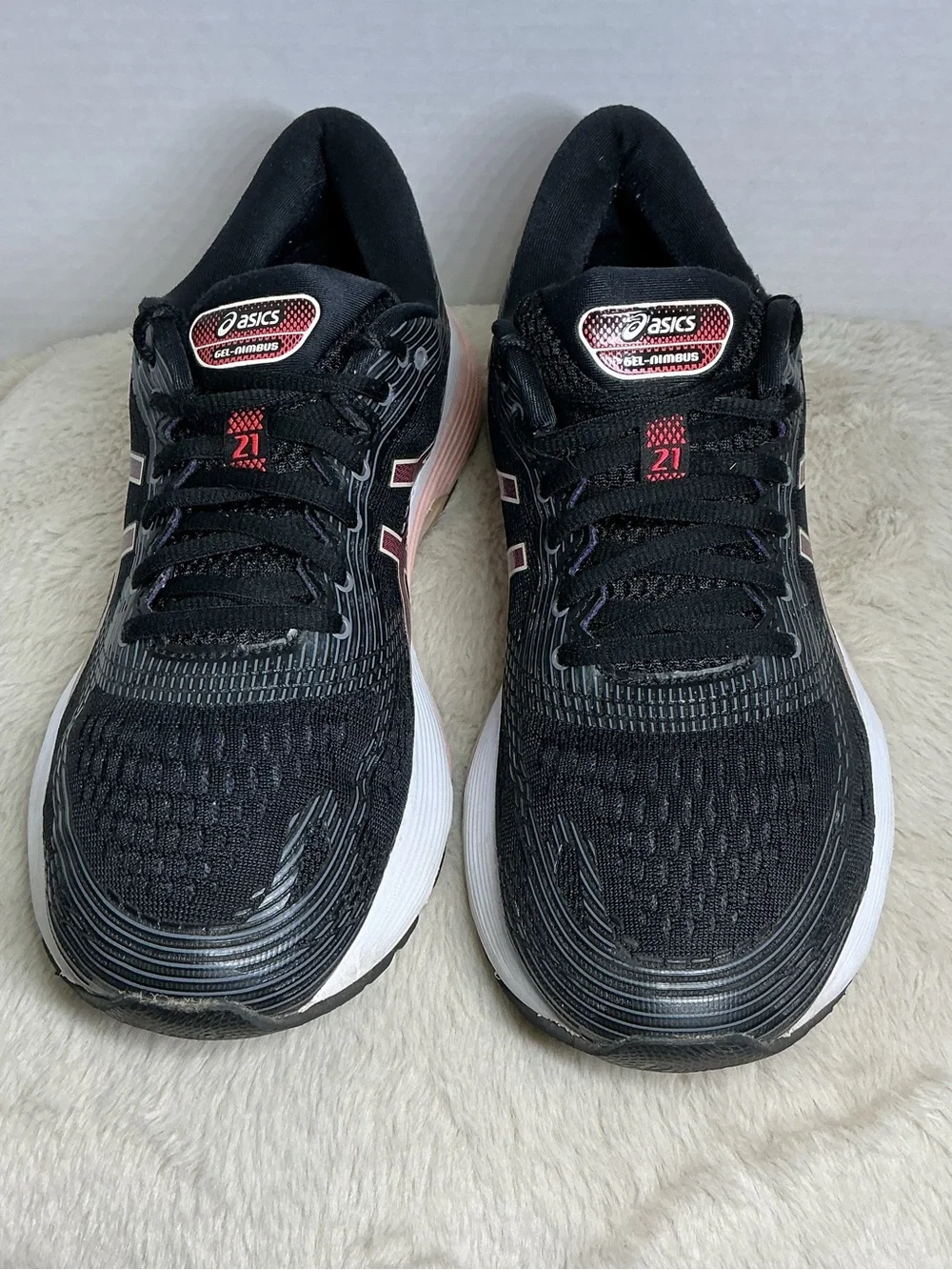 ASICS GEL-Nimbus 21 Women’s Running Shoes  Size 9 Black/Laser Pink  1012A156 EUC